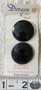 2 botones de vástago redondo facetados negros Doreen de colección hechos en W. Alemania en tarjeta - Imagen 1 de 2