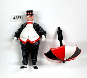 Batman Returns PENGUIN Action Figure Hypno Spin Blast-Off Umbrella Kenner 1992 - Picture 1 of 2