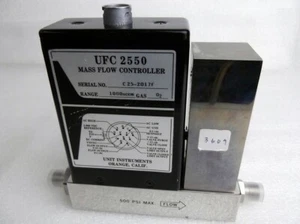 Unit UFC-2550, MFC, Mass Flow Controller, O2, 1000 SCCM, Used - Picture 1 of 4