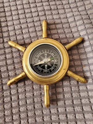 Brújula náutica de latón Foto 1 de 2