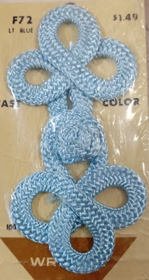 Sujetador Cierre Nudo Rana AZUL CLARO rayón 4" Plano Wright De Colección Foto 1 de 4