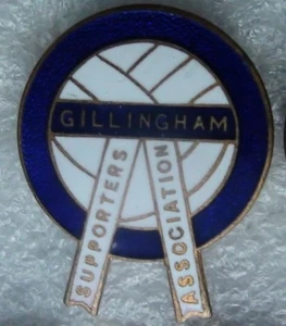 Pin alt Gillingham FC Supporters Arsch. - Bild 1 von 1