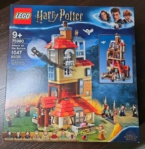 LEGO 75980 Ataque a la Madriguera Harry Potter - NUEVO CON DAÑOS EN CAJA. VER IMÁGENES - Imagen 1 de 5
