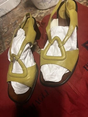 VINTAGE BRUNO MAGLI JADE GREEN SANDALS  Size 9.5 B W/COVERS - Image 1 of 4