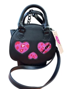 Luv Betsey Totenkopf Herz Halloween Umhängetasche schwarz pink Goth Emo Tasche Neu mit Etikett - Bild 1 von 13