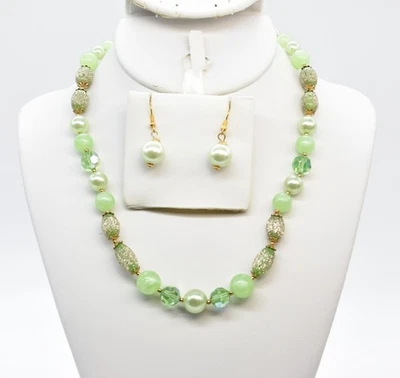 Gold-T Green Faux Pearl AB Crystal Glitter Bead Choker Flower Box Clasp/Earrings - Image 1 of 4