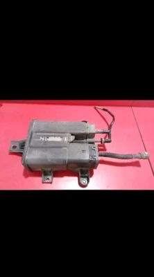 Контейнер паровой 2007-2009 Suzuki XL7 - Изображение 1 из 3