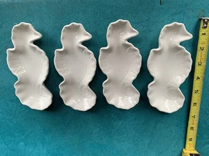 Difficile da trovare set di 4 connessioni di design globali Kate Williams cavallucci marini - Foto 1 di 3