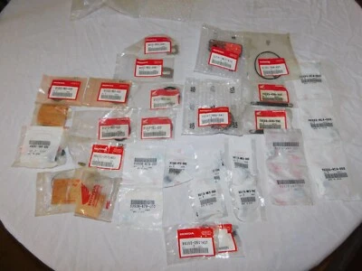 LOTE DE PEÇAS FABRICANTE DE EQUIPAMENTO ORIGINAL 1989 OU 1990 HONDA PILOT 400 FL400 FL400R NOS - Imagem 1 de 4