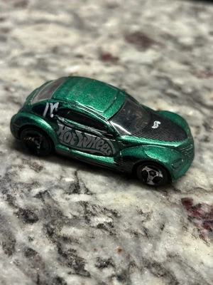Chrysler Pronto verde metálico 2000 1/64 Hot Wheels Foto 1 de 4
