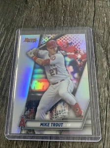 2019 Bowman's Best #1 Mike Trout Refractor - Picture 1 of 2