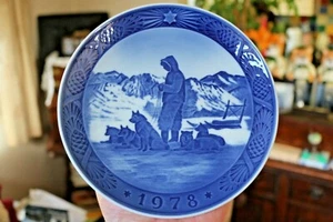 Royal Copenhagen Porcelain 1978 Christmas Plate Greenland Scenery Cert & Box - Foto 1 di 9
