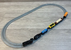 De colección 1989 Galoob Micro Máquinas Trenes Cannonball No. Juego de 9 cargas - Imagen 1 de 9