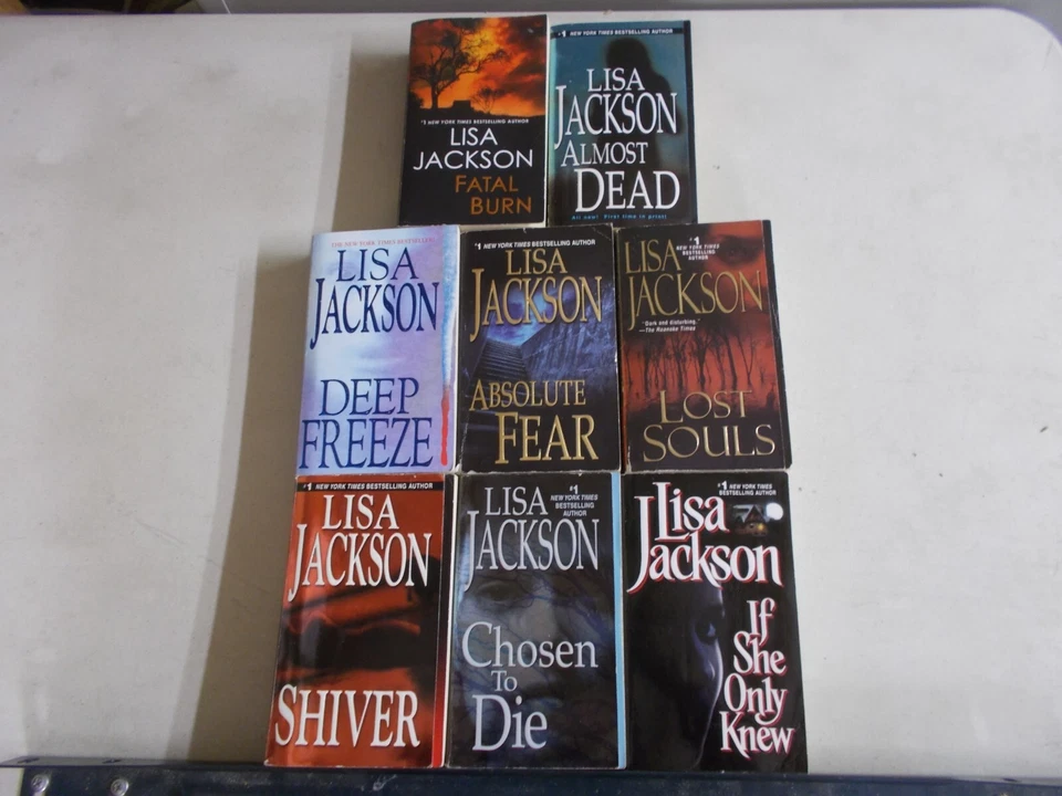 8 LISA JACKSON # PB NEW ORLEANS WEST COAST ALVAREZ CAHILLS Foto 1 de 3