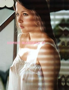 SOPHIE MARCEAU #1 BEAUTIFUL COLORIZED PHOTO 11 X 8.5 SHIPS FREE - Picture 1 of 1