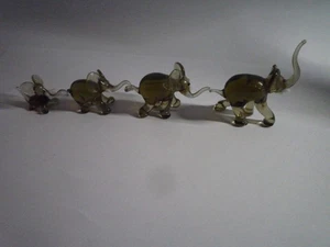 Lauscha Glas  Elefantenherde   Glasfiguren   4  Elefanten  grau  80iger Jahre - Bild 1 von 11