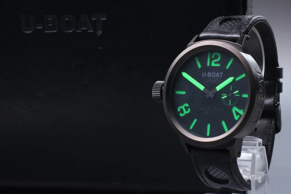 U-Boat Flightdeck 6497 Hand Winding Watch 6497 Made In Italy [Band, Box Damage] - image 1 of 4