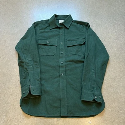 LL Bean Chamois Shirt Mens s green Button Up Long Sleeve Thick Slightly fitted - Image 1 of 4