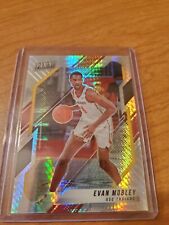 2022 Panini The National VIP Gold EVAN MOBLEY Hyper PRIZM Cavs RC No. 63 (DS)