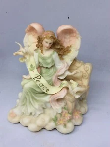 San Francisco Music Box Seraphim Classic Christmas Angel Series 1998 - Picture 1 of 3