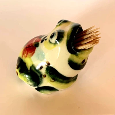 Soporte dispensador de palillo de dientes de cerámica para rana contenedor interior escultura Foto 1 de 4