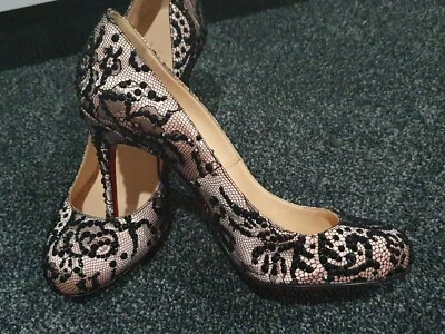 CHRISTIAN LOUBOUTIN FIFI TACONES DE ENCAJE Y STRASS TALLA 38.5 NUPCIAL Foto 1 de 4