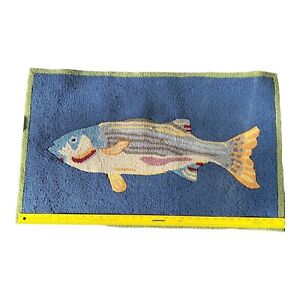 Vintage L.L. Bean Blue Cottage Lake Home Fish Wool Hook Accent Throw Rug