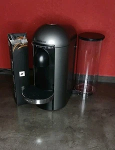 Nespresso Vertuo XN900T10 + 13 Kapseln - Bild 1 von 12