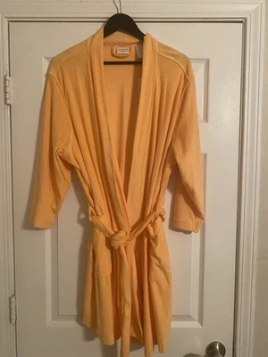 Bata naranja Secret Treasures con cinturón. Nuevo con etiqueta. Plus. 2X Foto 1 de 4