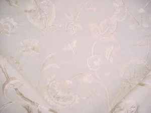 1-1/2Y Lee Jofa 2013117 Noyak Oyster Floral Jacobean Linen Upholstery Fabric - Picture 1 of 3