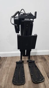 Quantum Edge 2.0 Power Wheelchair Elevating Leg Actuator & Foot Rest Assembly - Picture 1 of 4