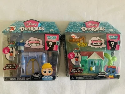 Juego de 2 cabañas de surf Disney Doorables Cinderella’s Castle & Stitch’s Foto 1 de 2