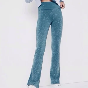 VS PINK Performance Cotton Fold Over Yoga Pants Teal Acid Wash Flare Size S - Bild 1 von 15