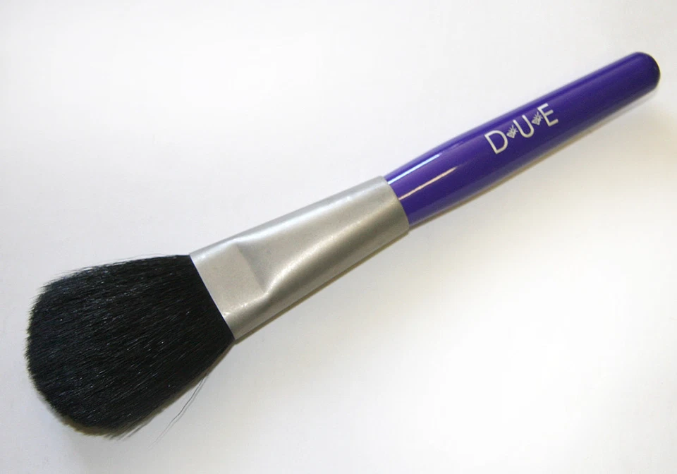 Cepillo en polvo de tamaño completo - pelo de cabra, mango de madera púrpura (#INV2480-1) Foto 1 de 1
