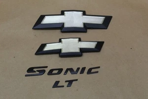 2012 2016 CHEVROLET SONIC LOGO EMBLEM BADGE OEM - Picture 1 of 5