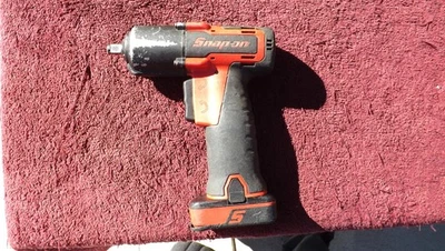 SNAP-ON *EXCELLENT!* 3/8 DRIVE CT761A 14.4-VOLT IMPACT WRENCH WITH BATTERY! - Image 1 of 4