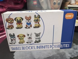 Nuovo Mini Blocchi Serie Cani Animali Domestici Cane 8 in 1 Animal Model Set (1616 Pezzi) Sigillato  - Foto 1 di 8