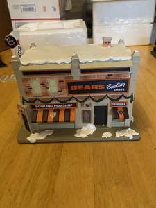 Chicago Bears Hawthorne Weihnachtsdorf Bowlingbahn NFL beleuchtet neu im Karton - Bild 1 von 12