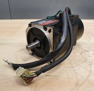 Panasonic AC SERVO MOTOR MFA010LDMNSD 200V - Bild 1 von 7