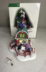 Department 56 North Pole Series North Pole Petting Zoo w/ Box Retired 56823 READ - Picture 1 of 6