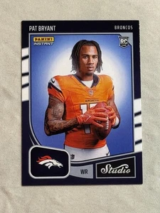 2025 Panini Instant Studio Pat Bryant Rookie RC PR /367 #SR-24 Broncos - Bild 1 von 2