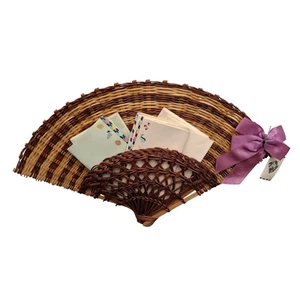 Abanico de papelería colgante decorativo vintage de mimbre dos tonos boho artístico mediados de siglo - Imagen 1 de 19