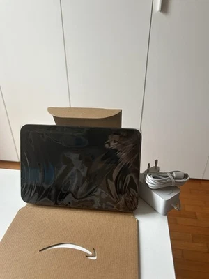 Echo Show 8 2 Gen. Nero - Immagine 1 di 3