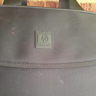 Bolso de hombro/mensajero para computadora portátil HP Foto 1 de 4