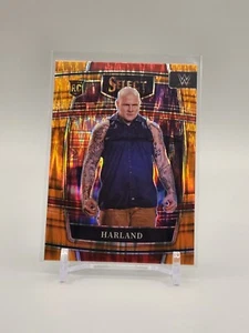 Harland 2022 WWE Select #39 Rookie Concourse Orange Flash Prizm  - Picture 1 of 2