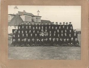FOTO MARINE ZAUNKÖNIGE UND KRANKENSCHWESTERN UM 1942 RYDAL MONTAGEPUNKT KLAR - Bild 1 von 2