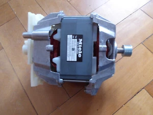 Miele Motor Reihenschlussmotor Mrt35-606/2 220V  Mnr. 9032610  aktuell 9032612 - Bild 1 von 6