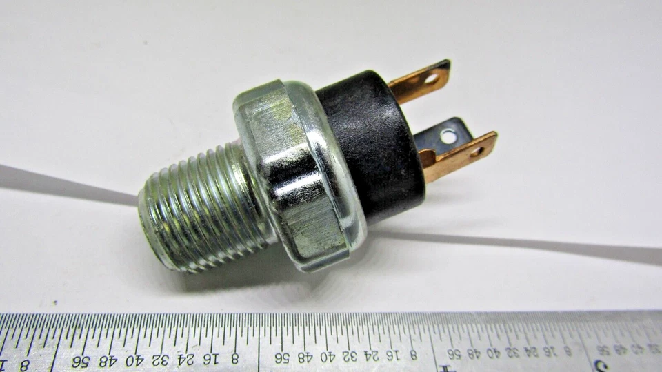 发动机油压开关标准 PS-139 全新 复古 — 第 1/4 张图片