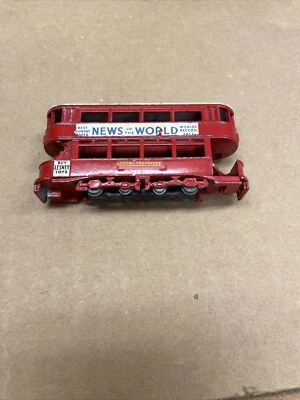 Matchbox Lesney #3 News of The World London City Transport Bus Made in England - Image 1 of 3