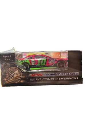 Danica Patrick 2015 Go Daddy 粉色 1/64 压铸请参阅下面的说明 — 第 1/4 张图片